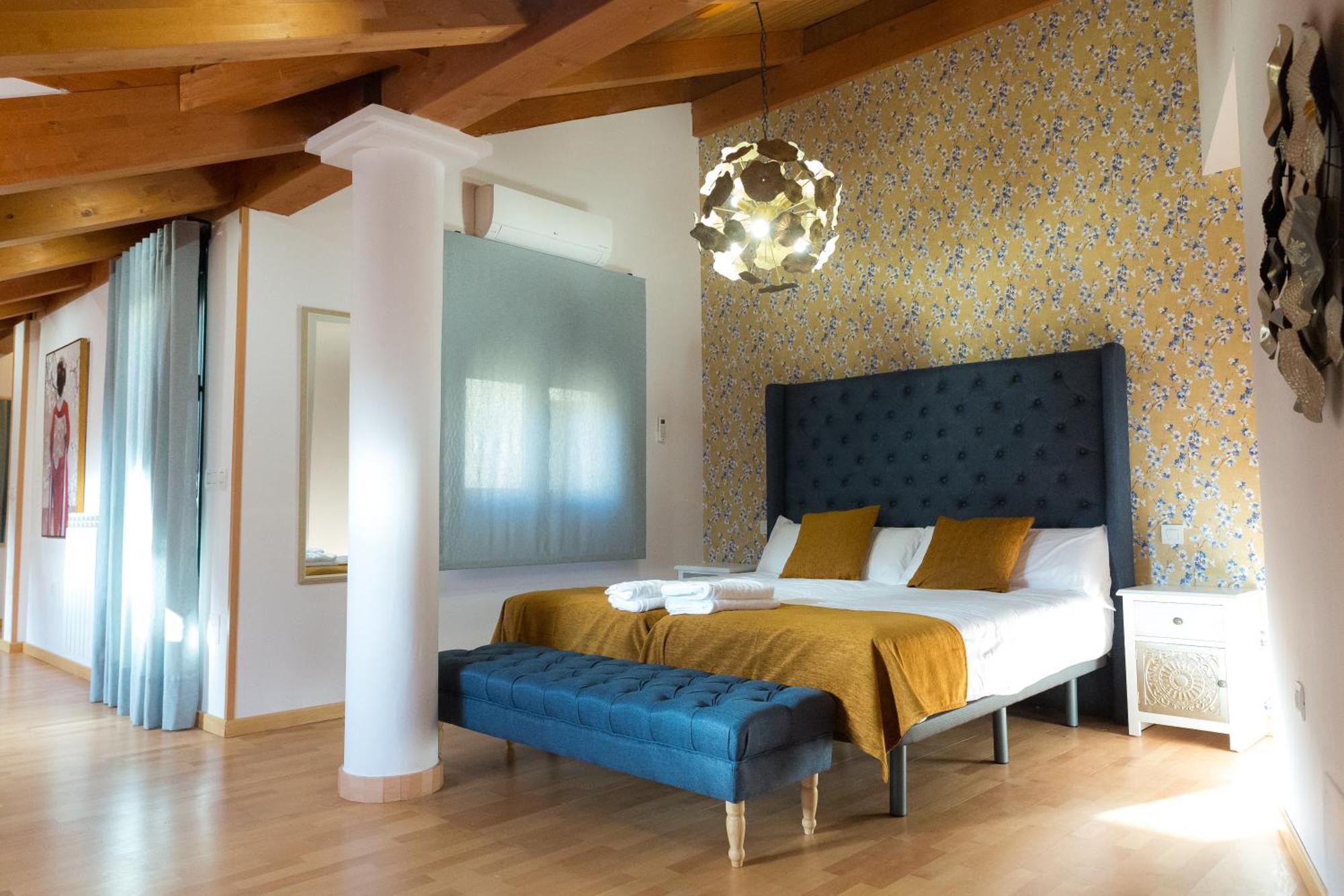 Apartamentos San Pedro Regalado 巴利亚多利德 外观 照片