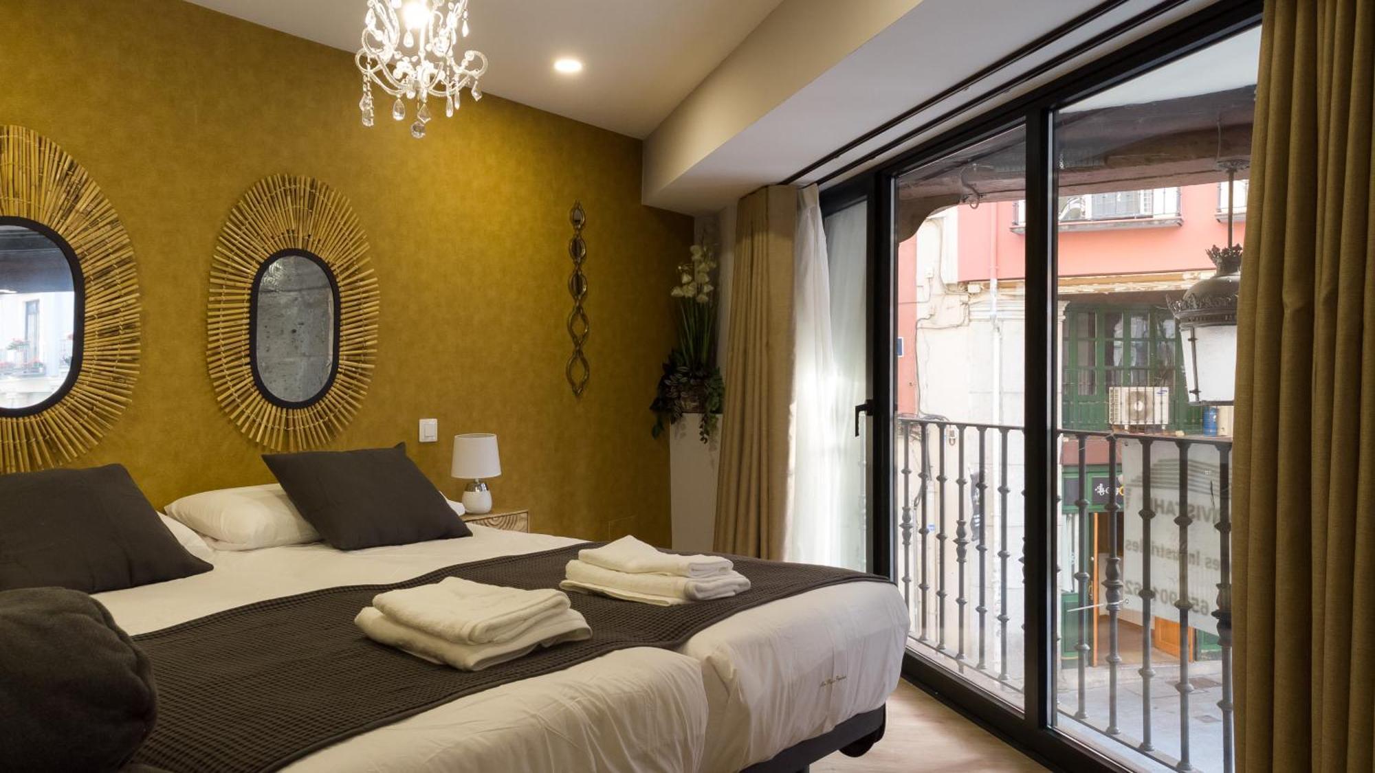 Apartamentos San Pedro Regalado 巴利亚多利德 外观 照片
