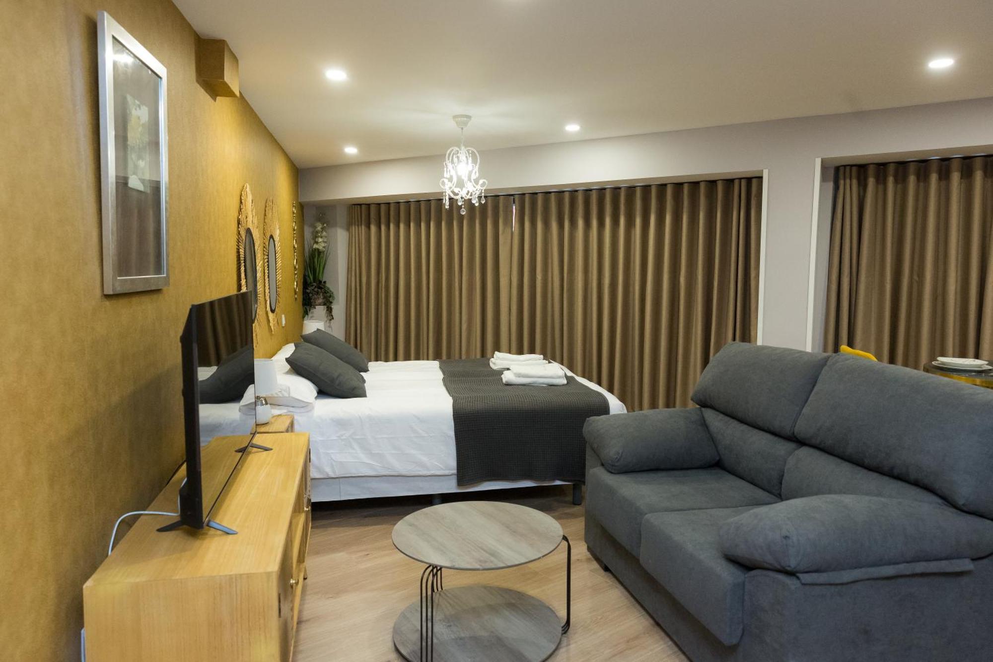 Apartamentos San Pedro Regalado 巴利亚多利德 外观 照片