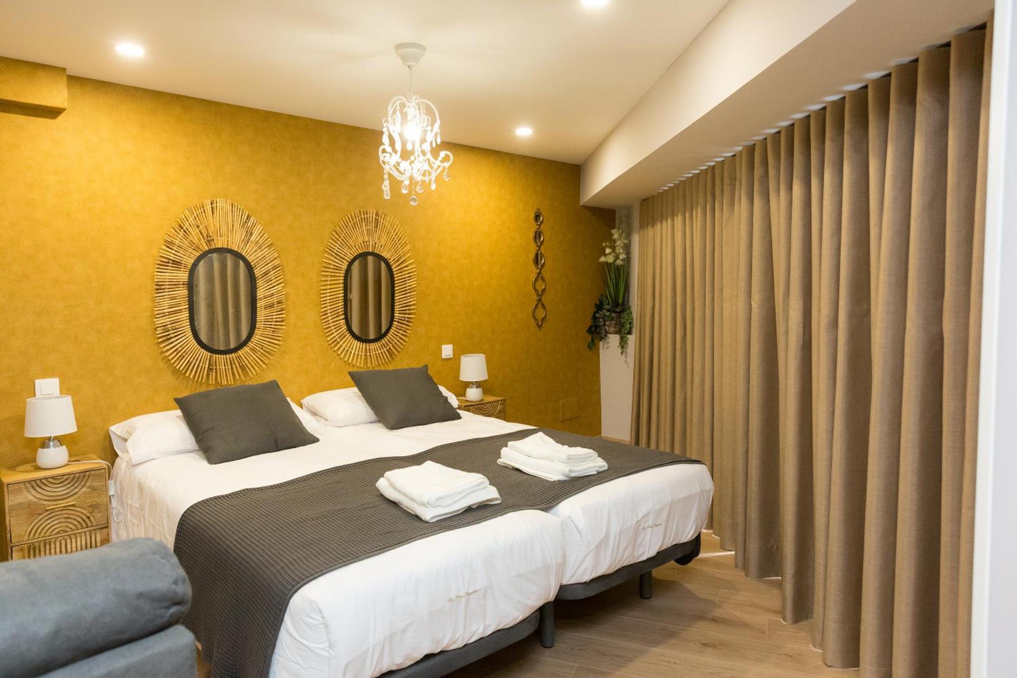 Apartamentos San Pedro Regalado 巴利亚多利德 外观 照片